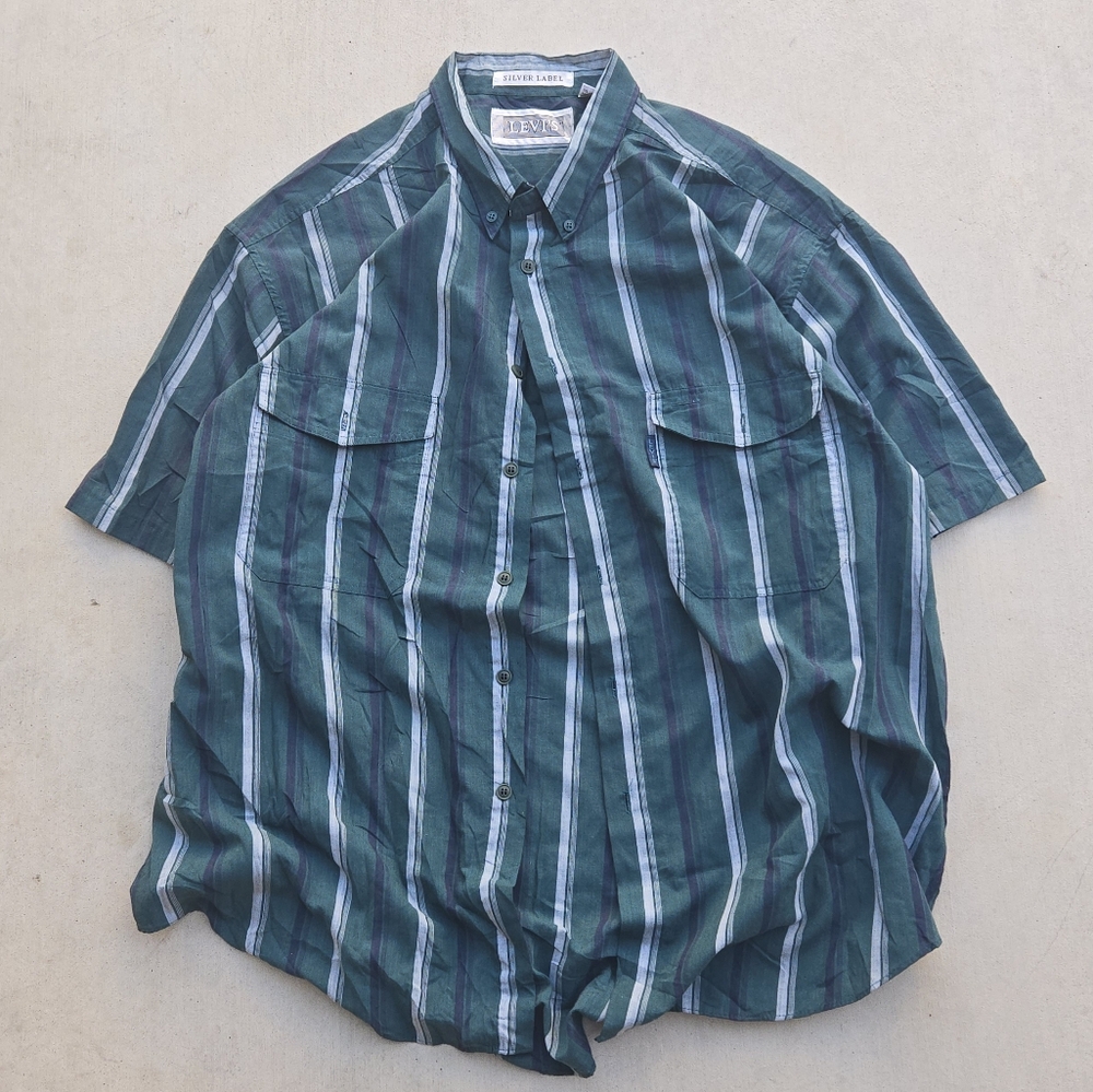 Levis button up striped mens shirt size XL vintage style like new